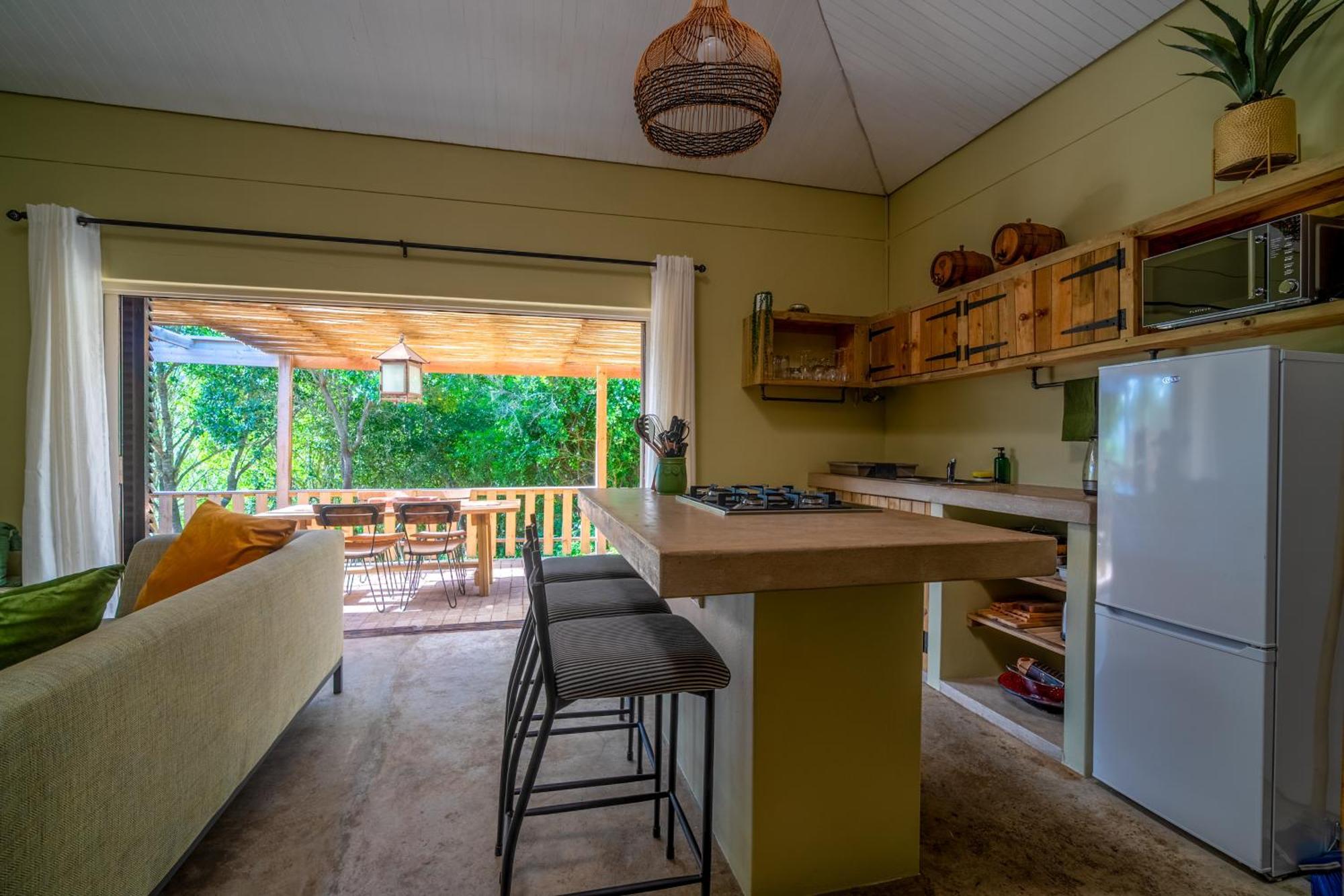 Treebia Self-Catering - Loadshedding Free Apartment Plettenberg Bay Ngoại thất bức ảnh
